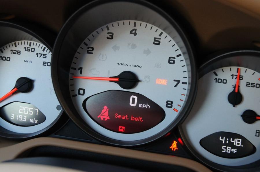  Porsche 911 Carrera 4S 2009 года  (фото 15 из 63)